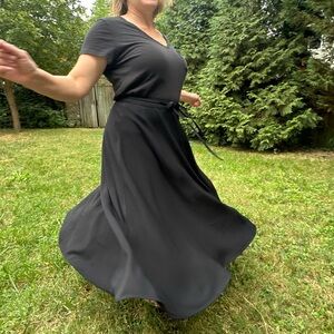 NWOT Kimchi Blue Urban Outfitters Black Flowing Midi Skirt